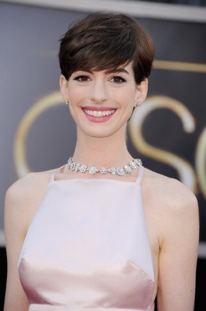 Anne Hathaway, insarcinata cu primul copil